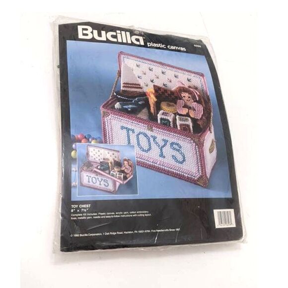 Bucilla Plastic Canvas Needlepoint Kit 6098 Toy NEW‎ 8 x 7.5 Vintage 90s 1992 - Picture 1 of 4